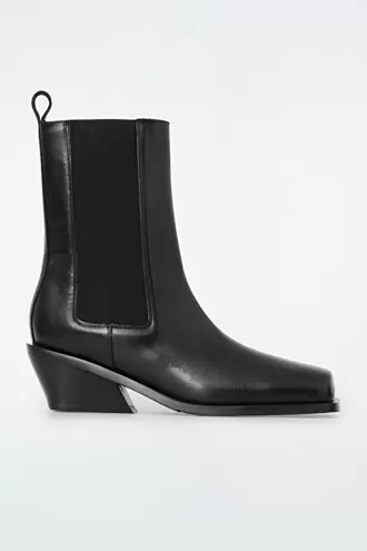 Offerta per SQUARE-TOE LEATHER CHELSEA BOOTS a 195€ in COS